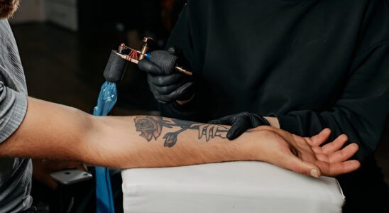 cuidados com nova tatuagem